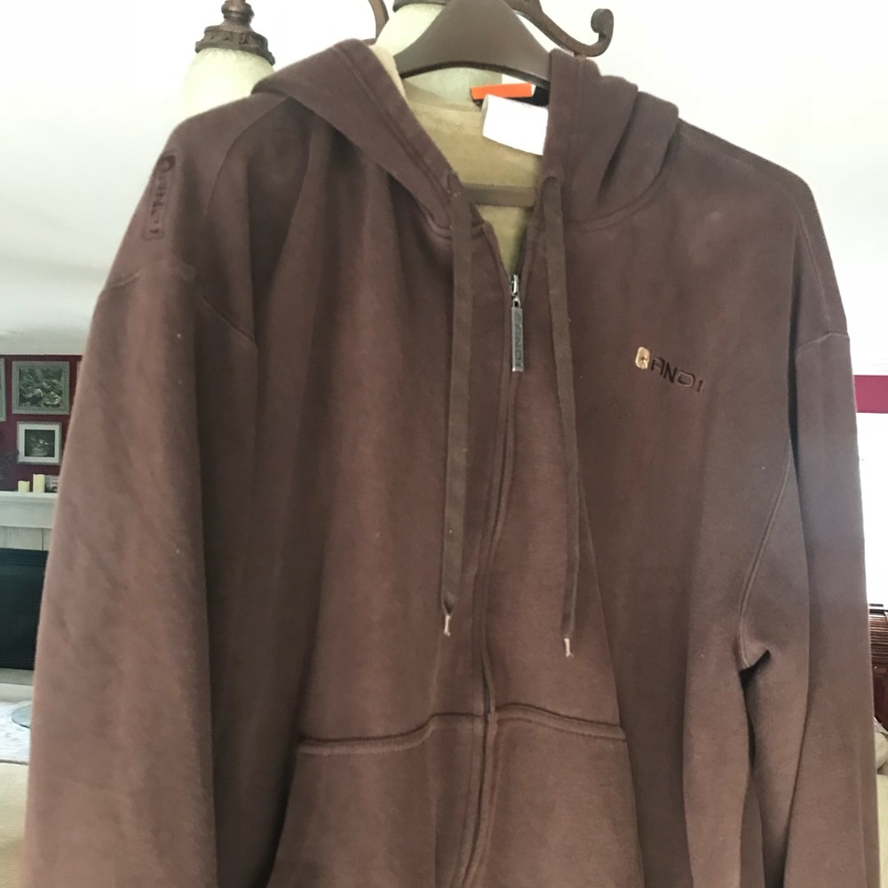 Men’s fleece lined hoodie.